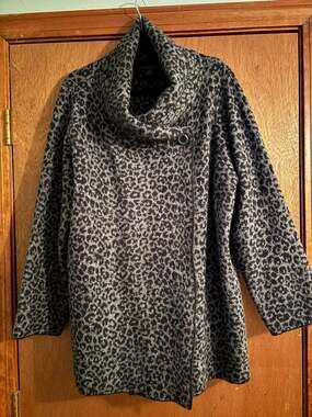 Christian Siriano New York Grey Leopard Print Cowl Neck Button Wrap Cardigan. 3x